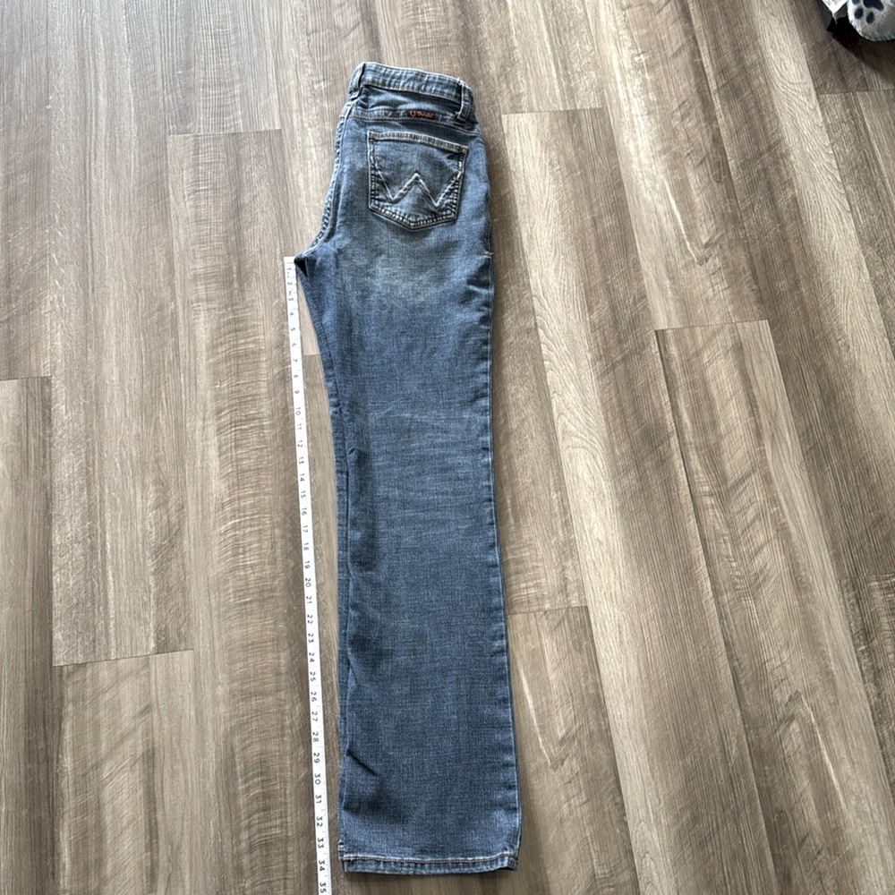 Wrangler women’s 13x36 - Willow ultimate riding Jean.